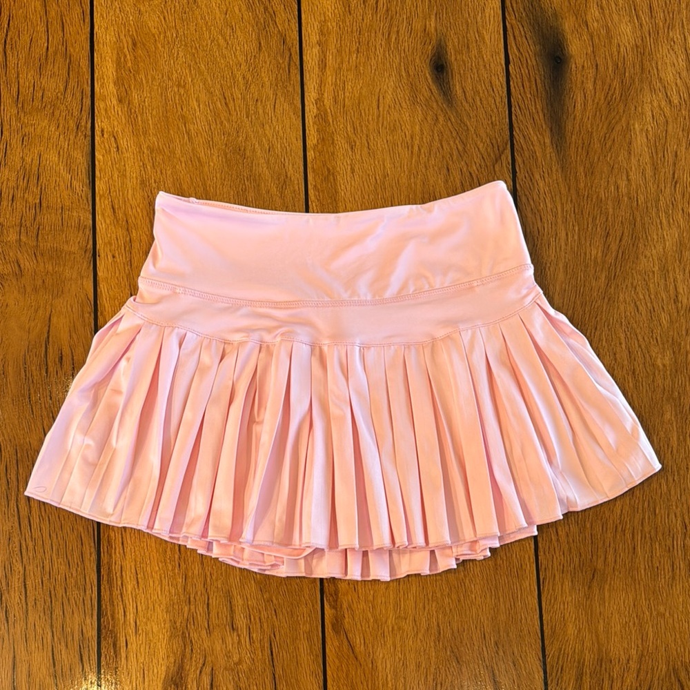 Gold Hinge Tennis Skirt